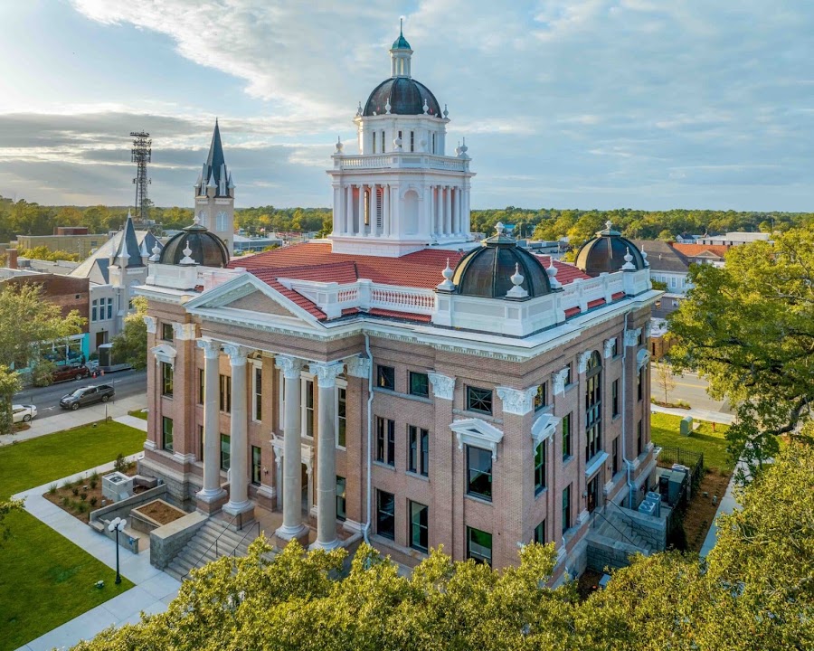 Lowndes County Courthouse