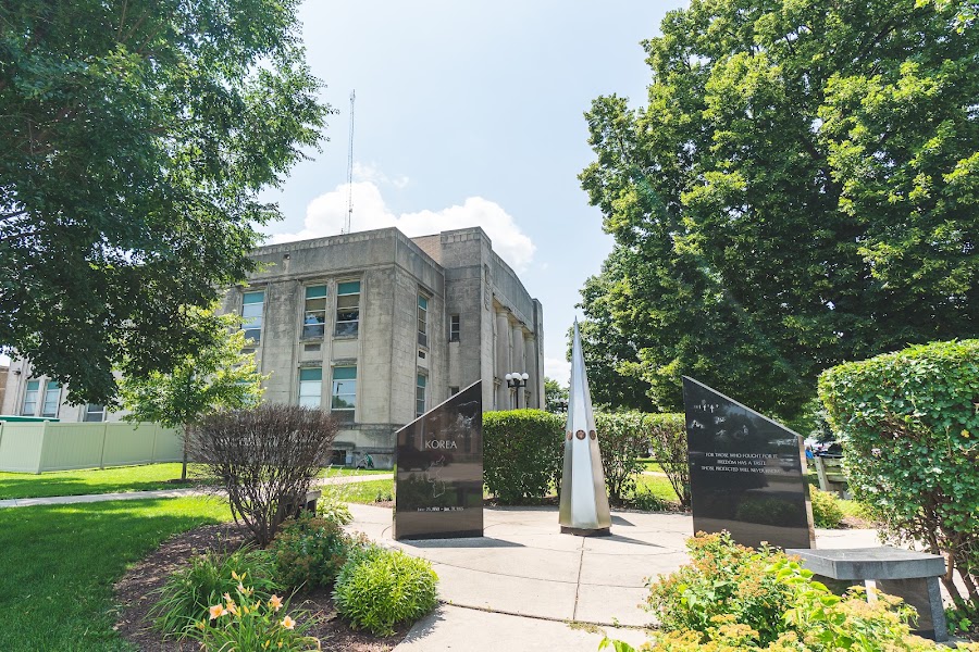 Grundy County Court House