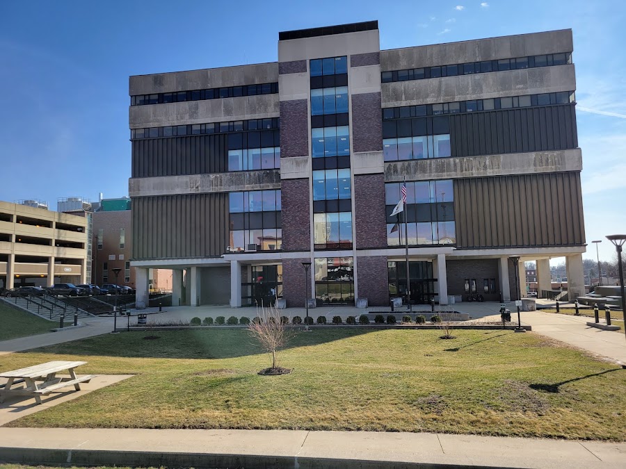 McLean County Courthouse