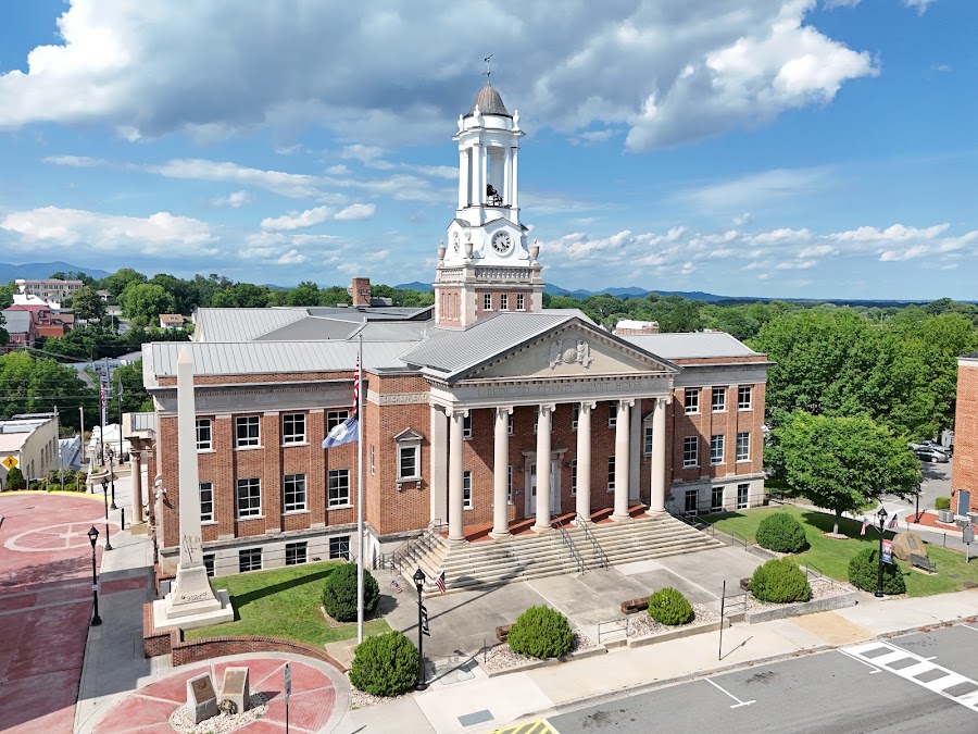 Bedford County Courthouse